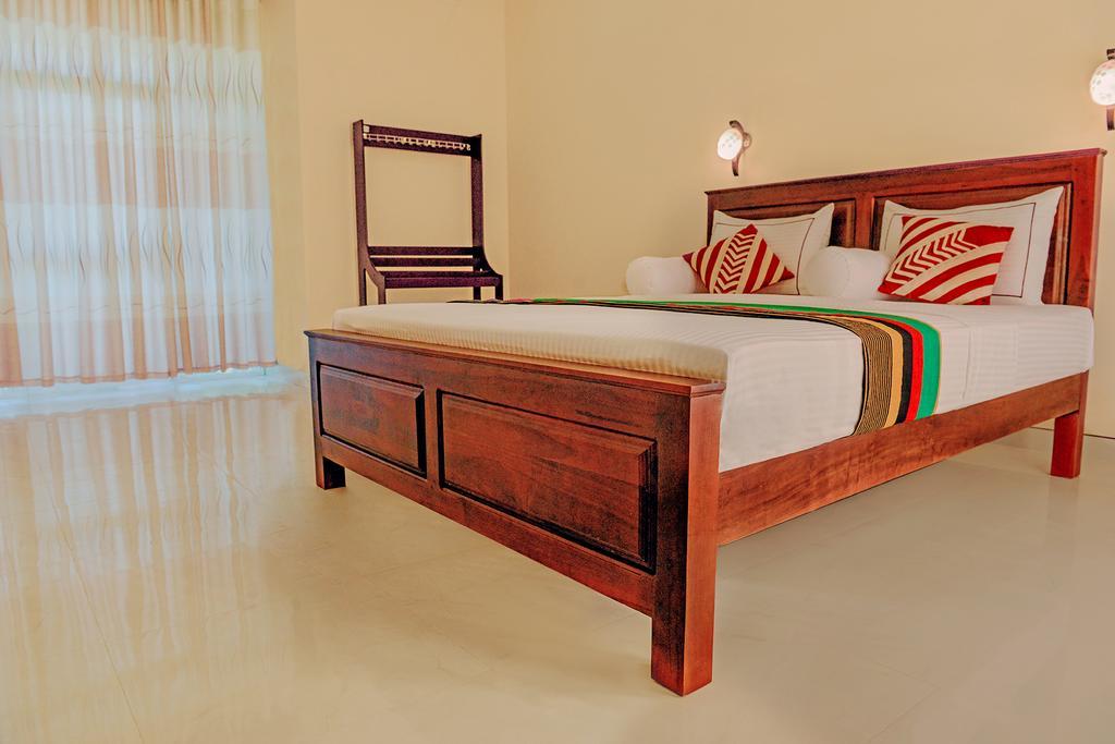 Hotel Ancient Village Polonnaruwa Exteriör bild