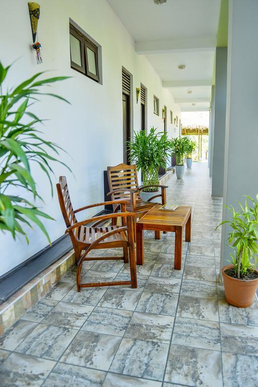 Hotel Ancient Village Polonnaruwa Exteriör bild