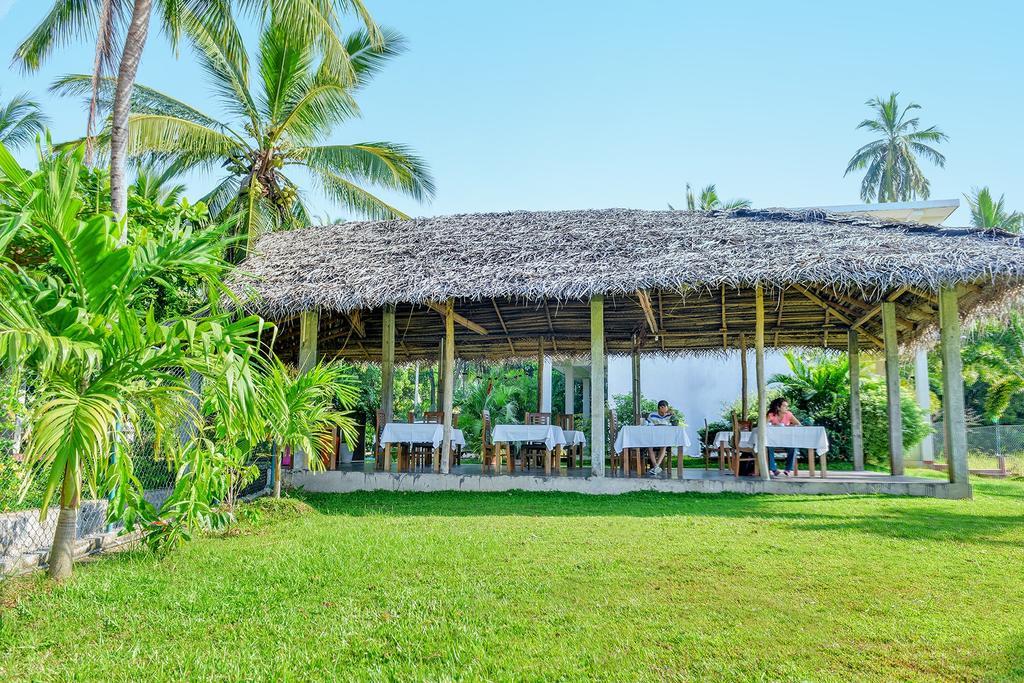 Hotel Ancient Village Polonnaruwa Exteriör bild