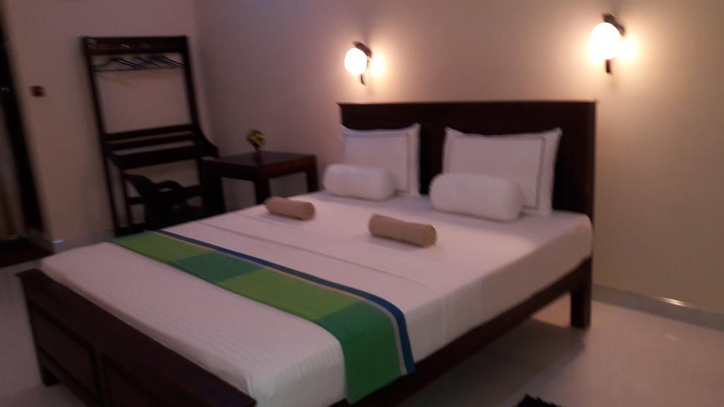 Hotel Ancient Village Polonnaruwa Exteriör bild